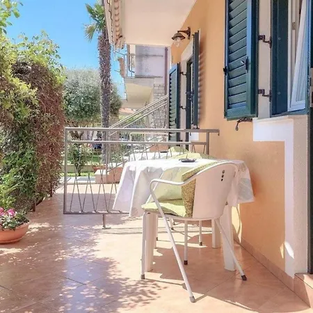 Studio In Strandnahe Novigrad Istria